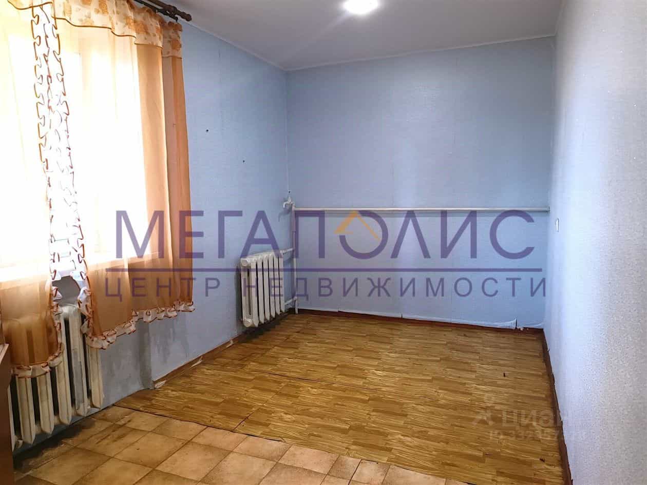 Россия, Саратовская область, Балаково, Волжская улица, 63, фото 4