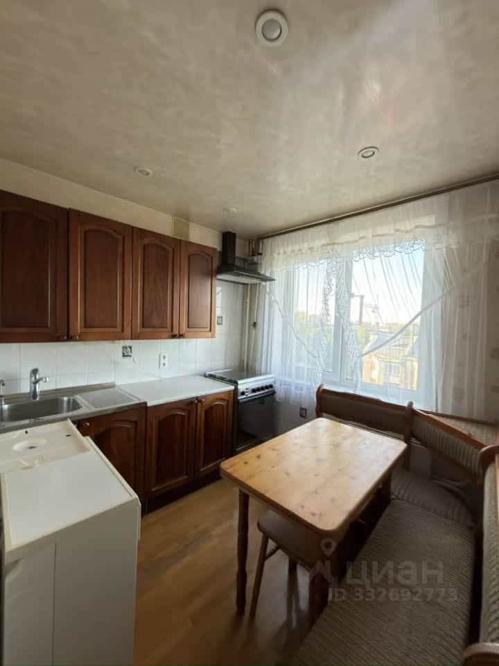 Россия, Архангельск, проспект Советских Космонавтов, 37