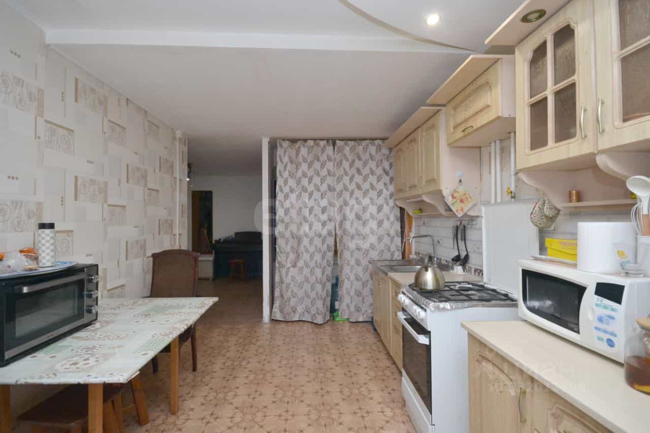 Россия, Республика Саха (Якутия), Якутск, улица Красильникова, 4, фото 4