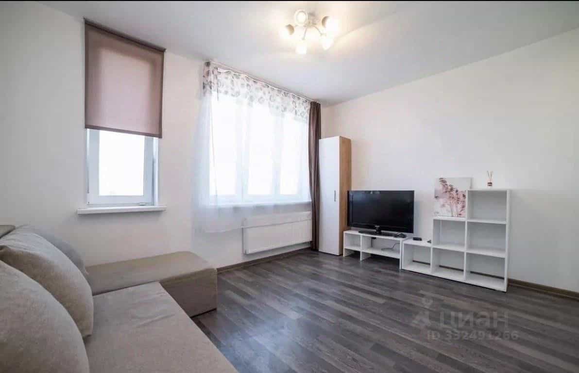 Россия, Свердловская область, Екатеринбург, улица Академика Парина, 33, фото 5