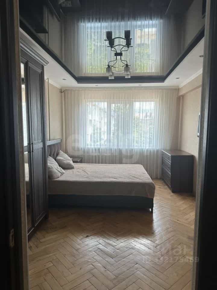 Россия, Республика Адыгея (Адыгея), Майкоп, улица Карла Маркса, 10, фото 6