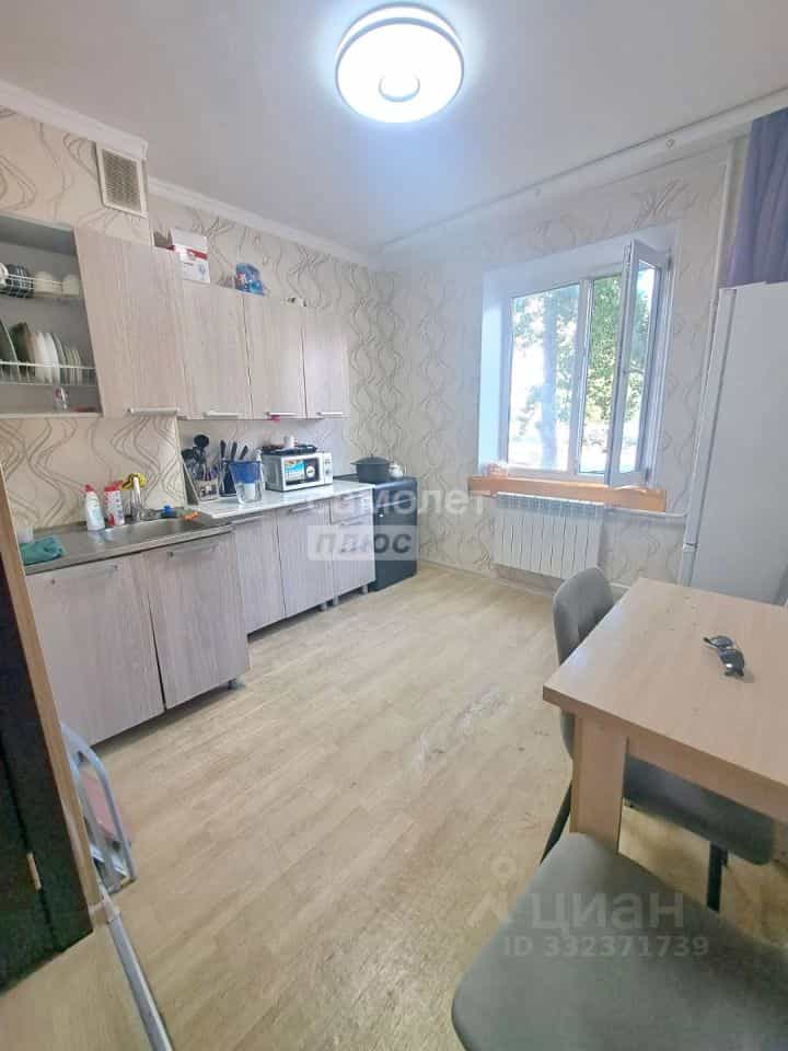 Россия, Ямало-Ненецкий автономный округ, Ноябрьск, улица Дзержинского, 12, фото 3