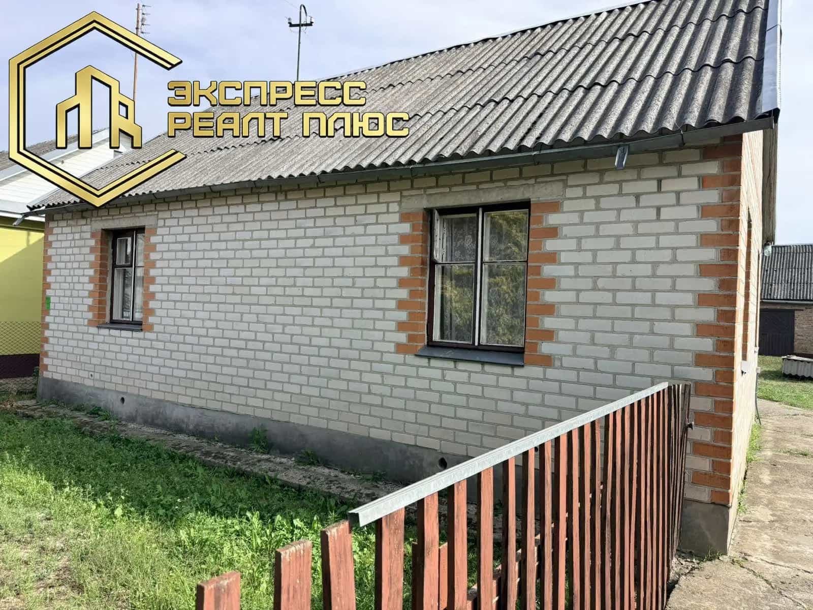 Беларусь, Брестская область, Кобрин, Зелёная улица, 26, фото 4