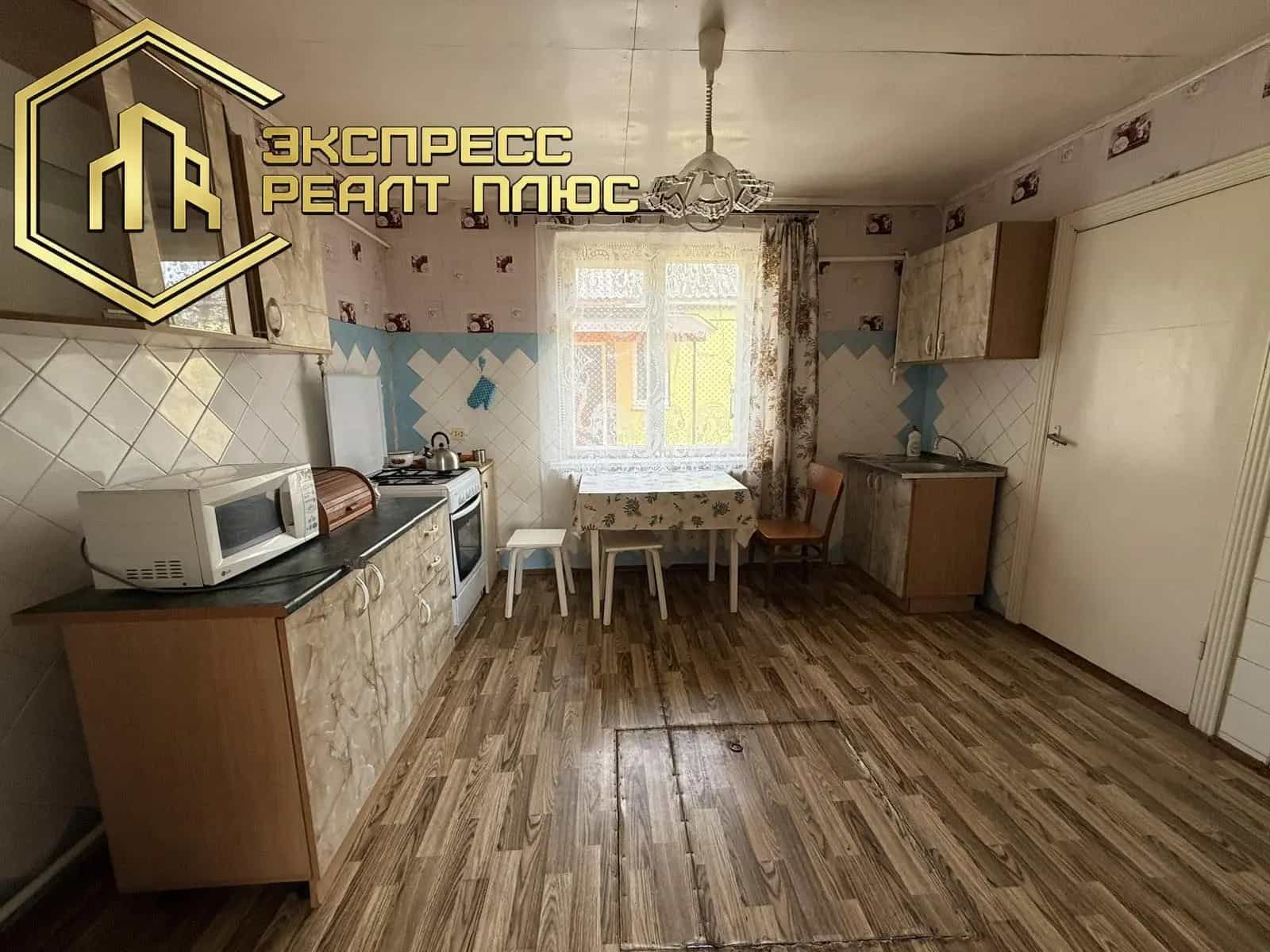 Беларусь, Брестская область, Кобрин, Зелёная улица, 26, фото 11