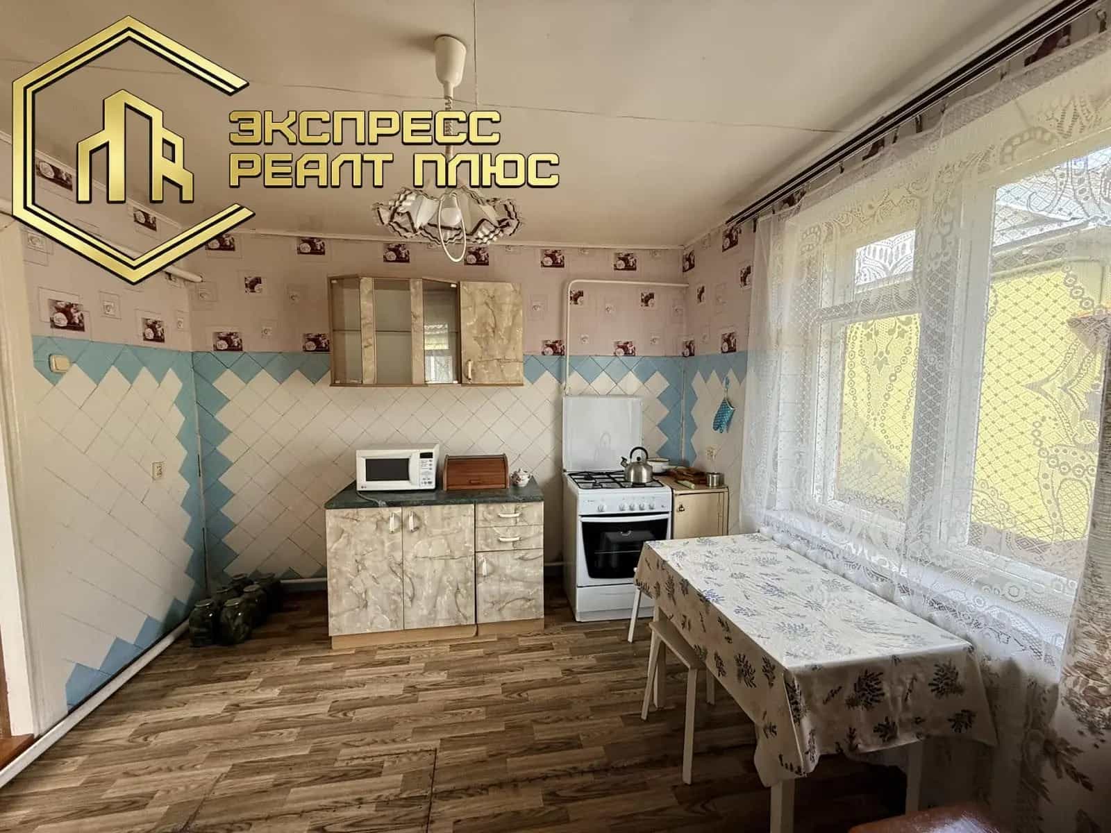 Беларусь, Брестская область, Кобрин, Зелёная улица, 26, фото 13