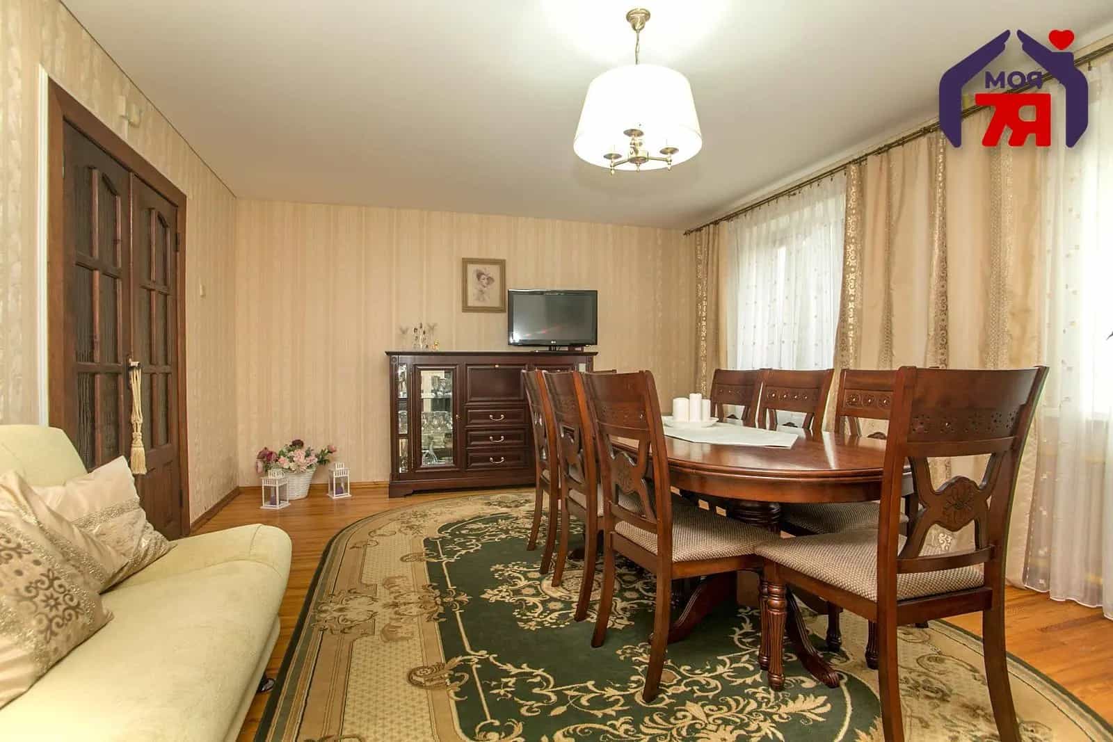 Беларусь, Гродненская область, Сморгонь, Зелёная улица, 61, фото 4
