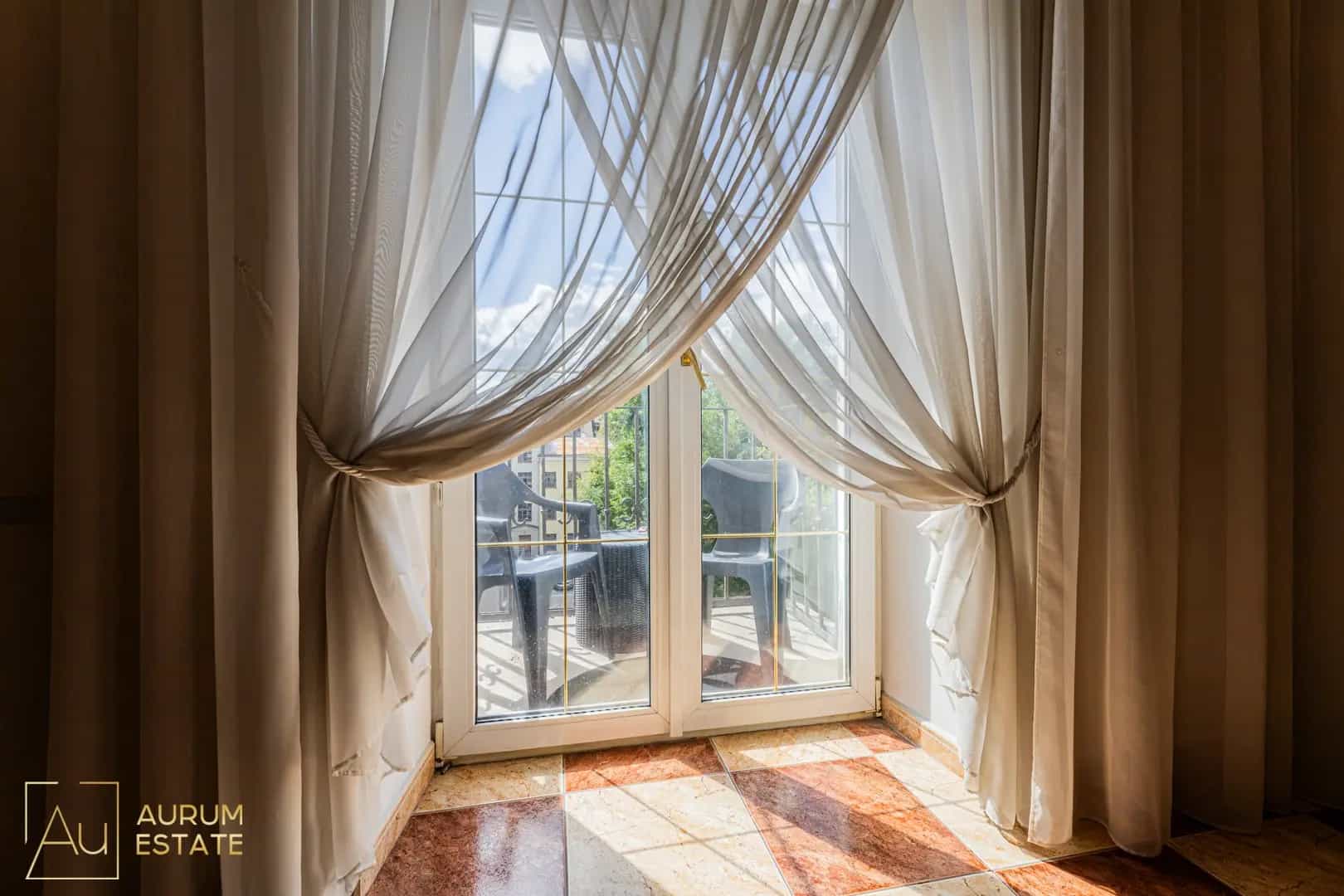 Беларусь, Минск, улица Карла Маркса, 39