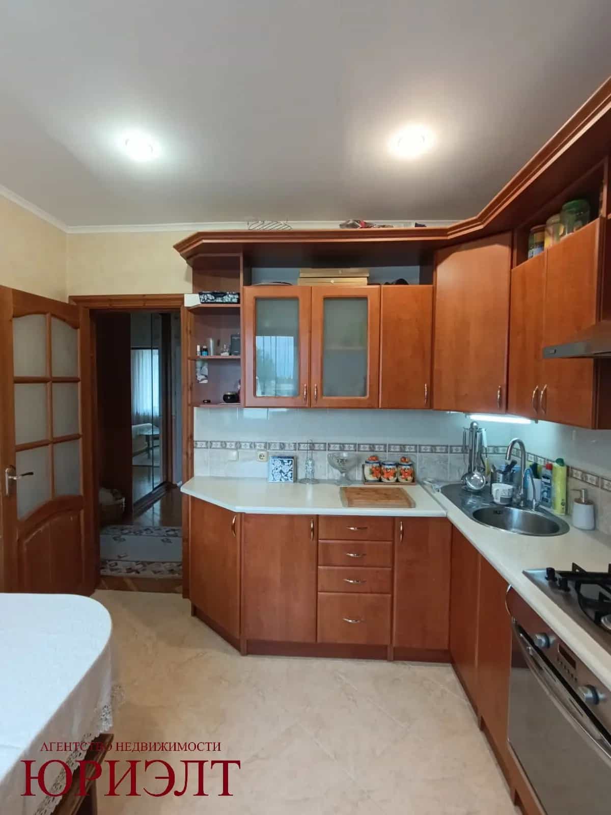 Беларусь, Брестская область, Пинск, улица Веры Хоружей, 23, фото 11