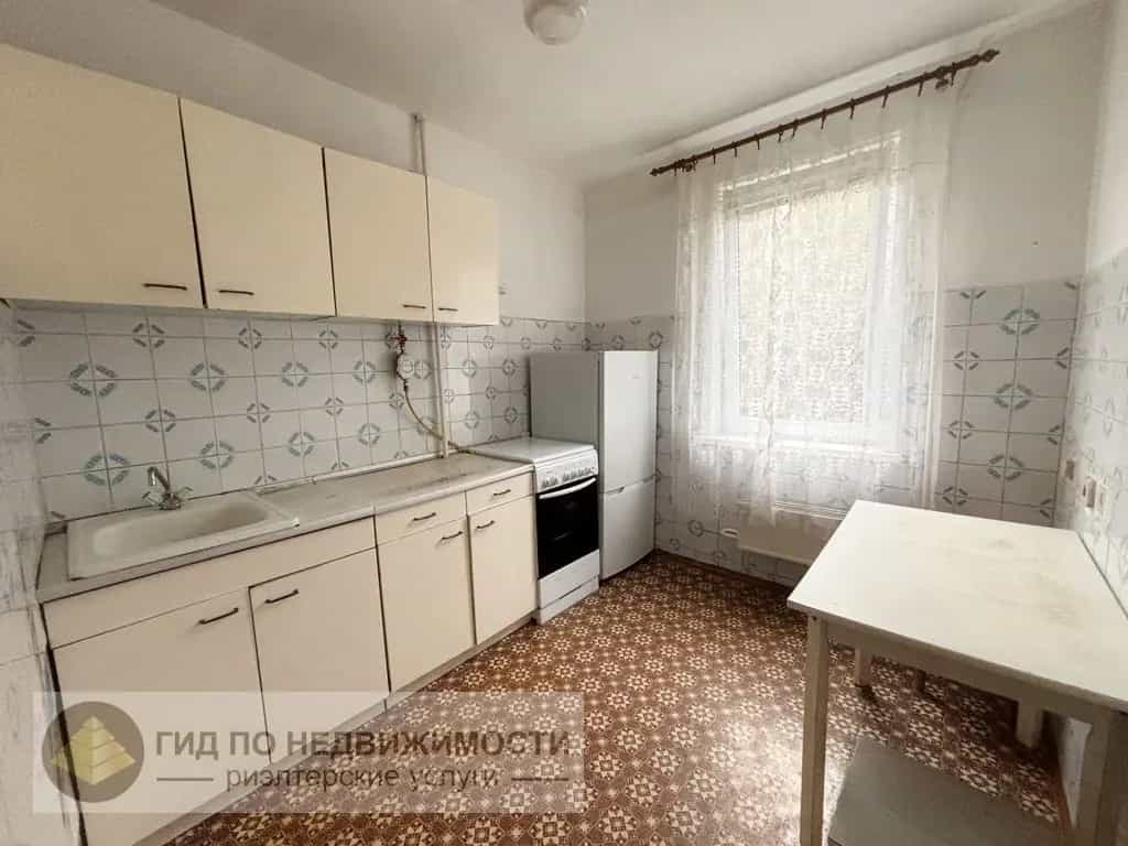 Беларусь, Гродно, улица Поповича, 33