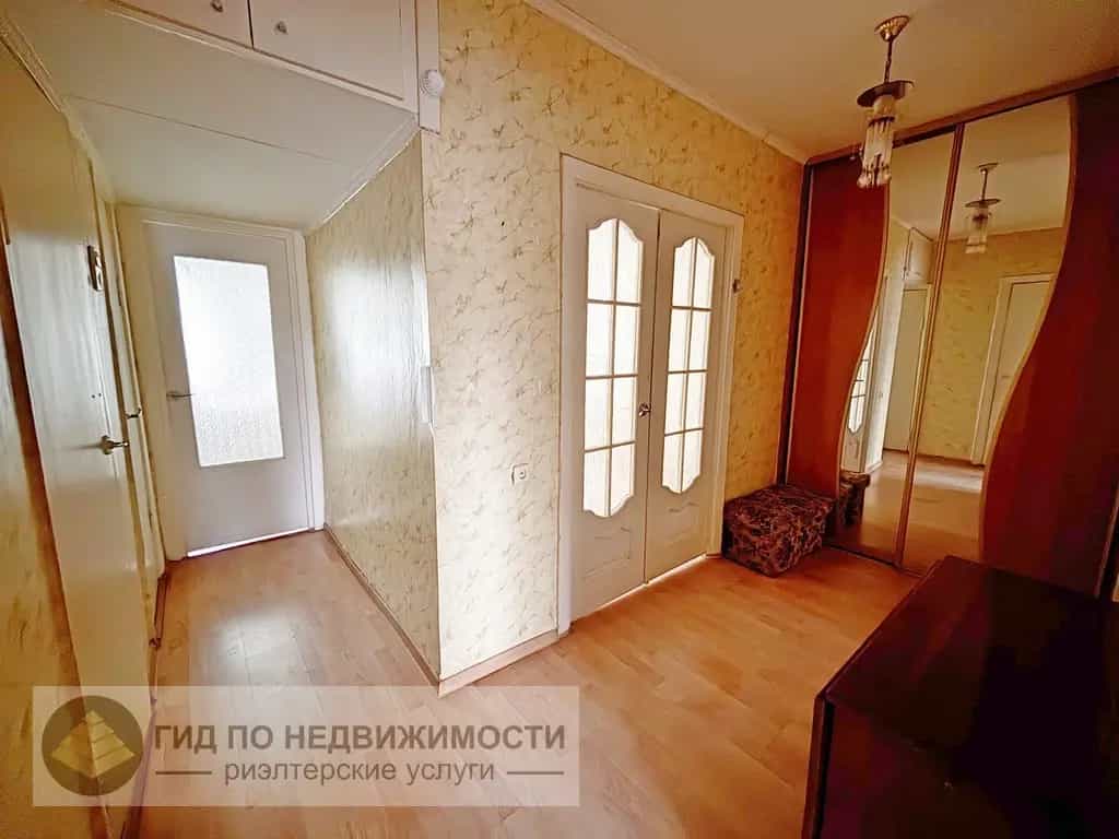 Беларусь, Гродно, улица Поповича, 33, фото 16