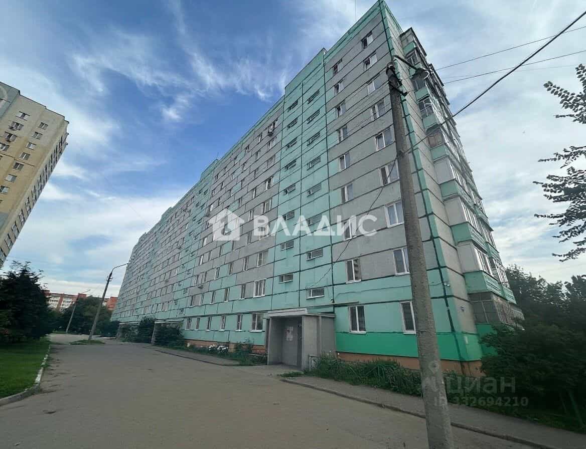 Россия, Пенза, проспект Строителей, 13
