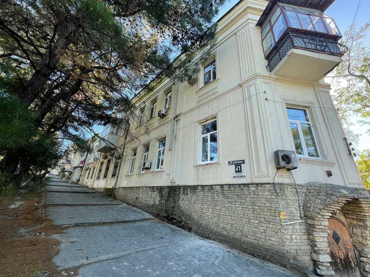Россия, Краснодарский край, Новороссийск, улица Энгельса, 41