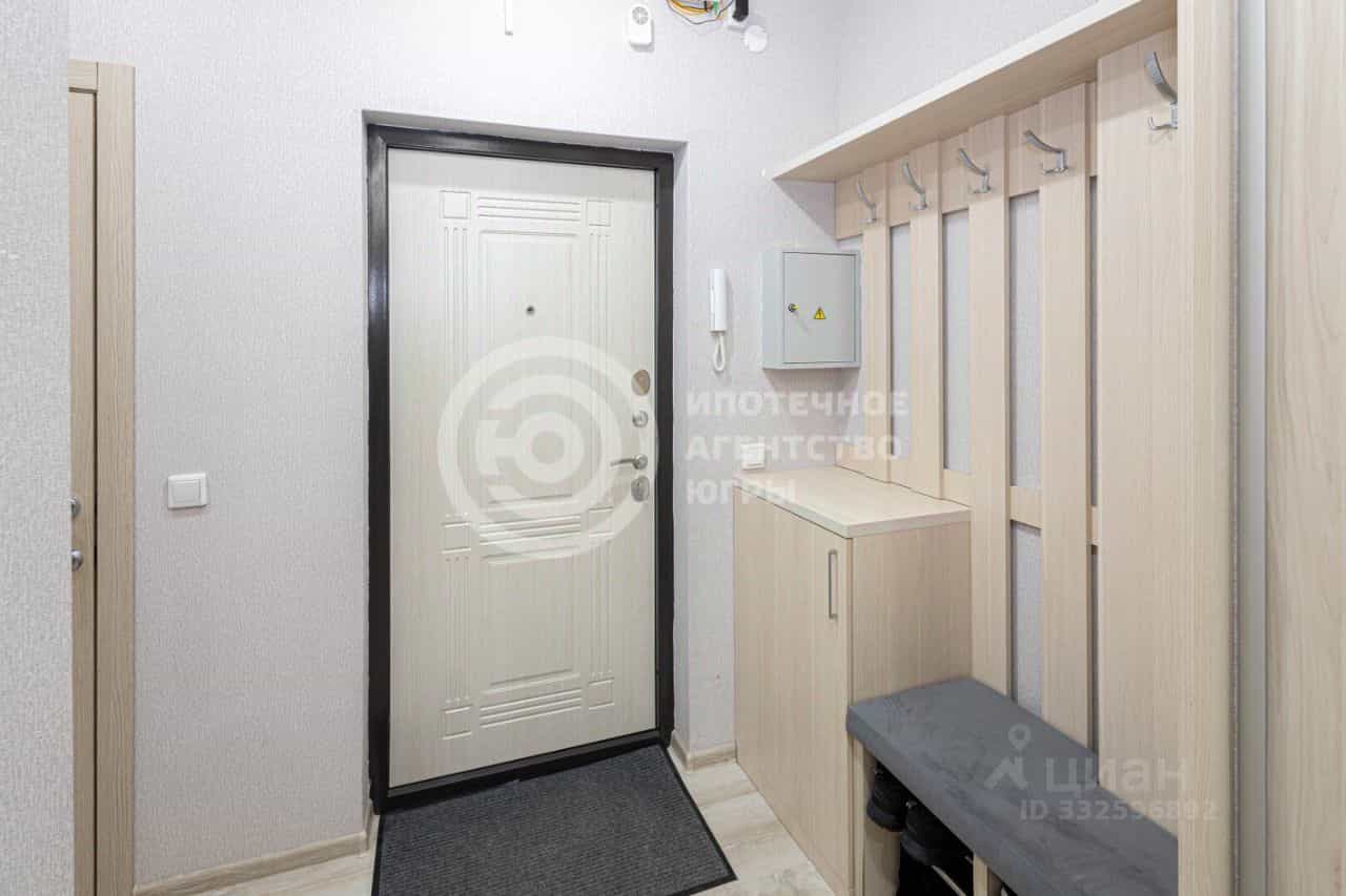 Россия, Ханты-Мансийск, улица Анны Коньковой, 16, фото 11