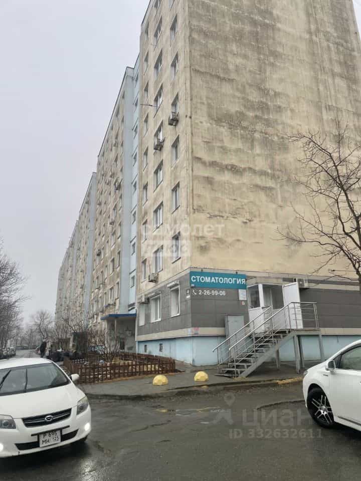 Россия, Приморский край, Владивосток, улица Толстого, 48