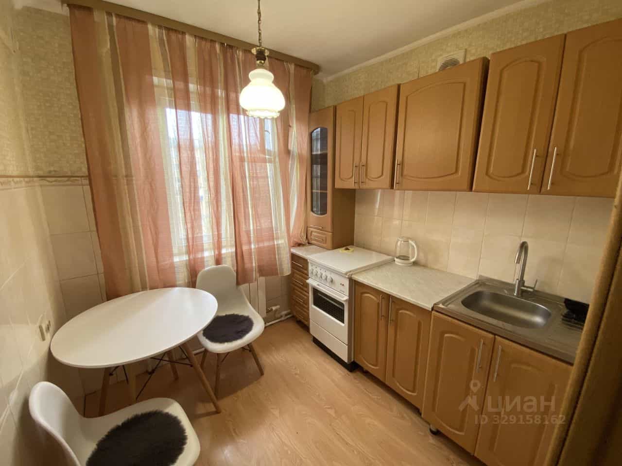 Россия, Республика Бурятия, Улан-Удэ, улица Антонова, 16, фото 9
