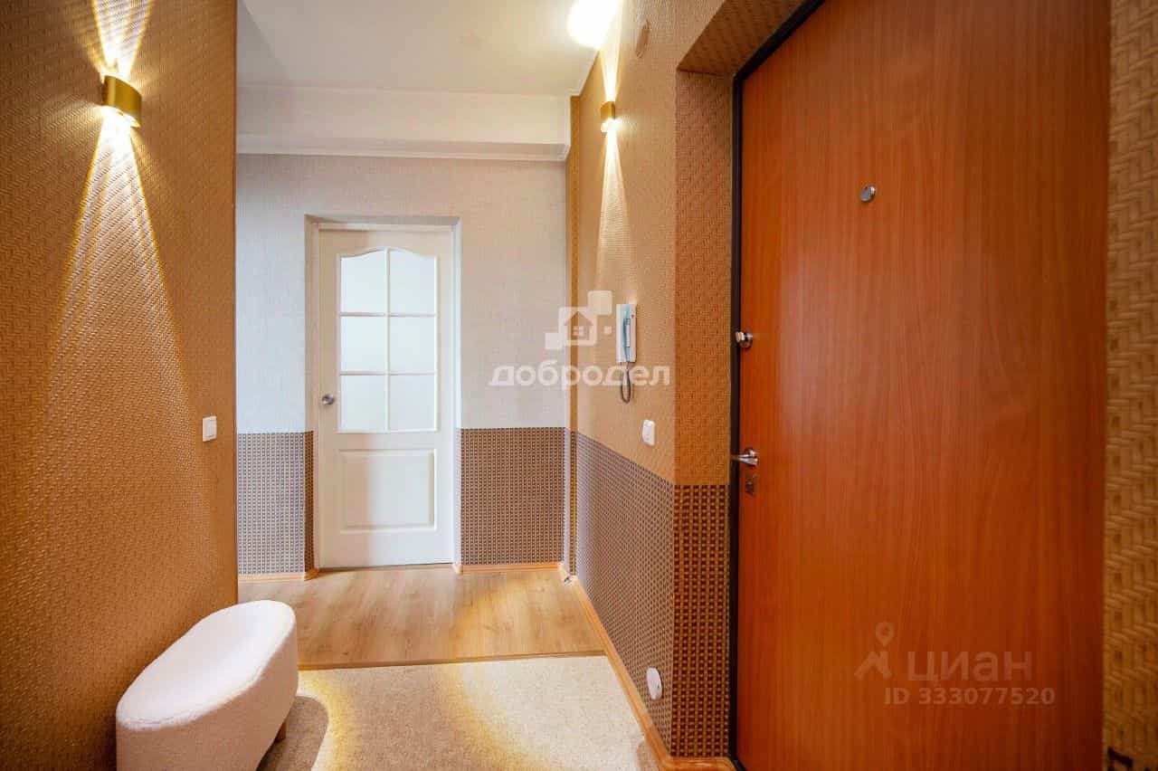 Россия, Свердловская область, Екатеринбург, Ясная улица, 35, фото 9
