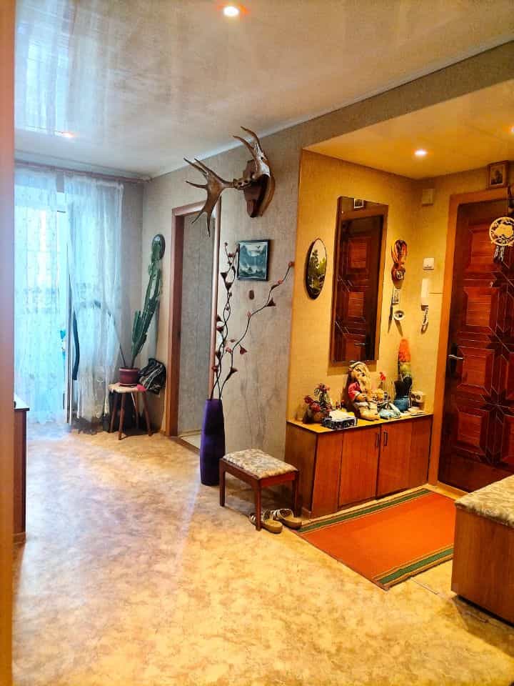 Россия, Омск, улица Гусарова, 30