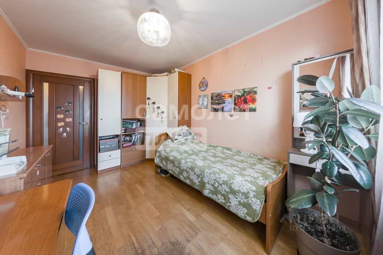 Россия, Свердловская область, Екатеринбург, улица Бакинских Комиссаров, 169Б, фото 4