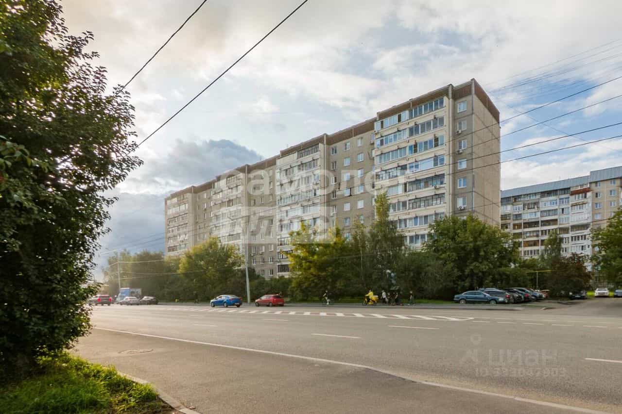 Россия, Свердловская область, Екатеринбург, улица Бакинских Комиссаров, 169Б, фото 24