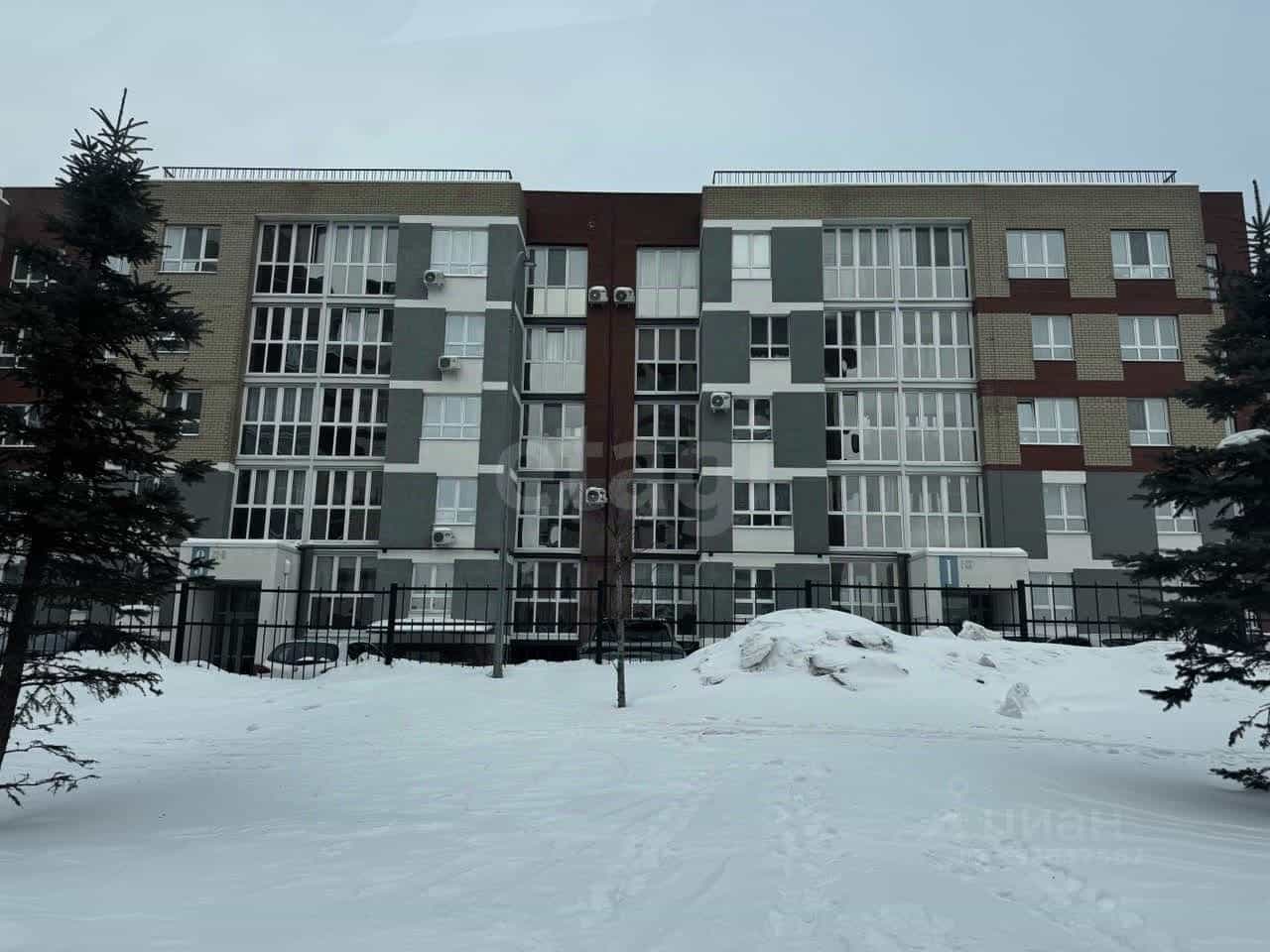 Россия, Брянский район, посёлок Мичуринский, микрорайон Мегаполис-Парк, 18к4, фото 11