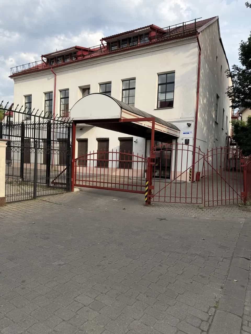 Беларусь, Минск, Революционная улица, 15А