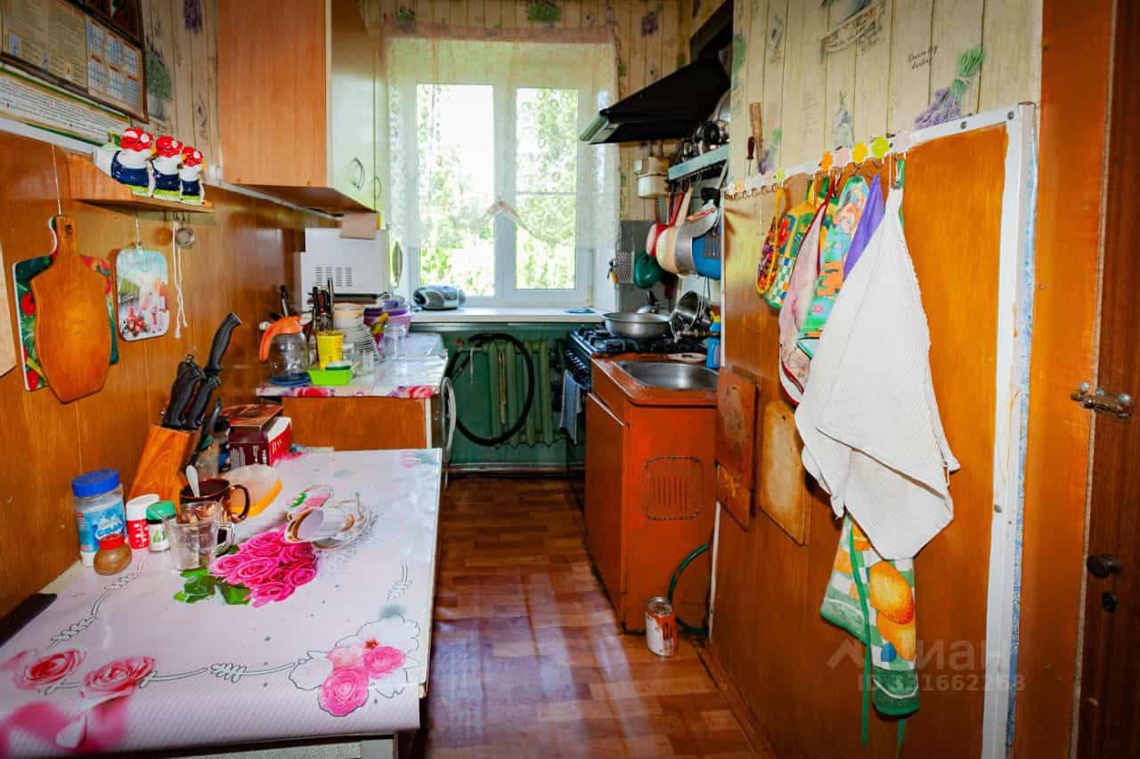 Россия, Новгородская область, Малая Вишера, улица 1 Мая, 55, фото 8
