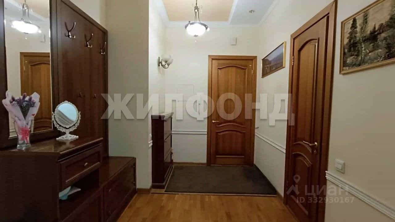 Россия, Новосибирск, улица Крашенинникова, 11, фото 6