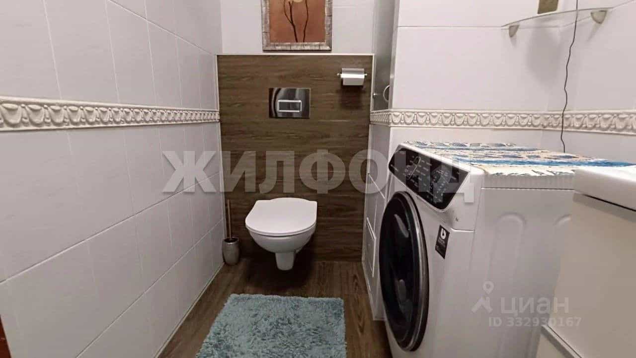 Россия, Новосибирск, улица Крашенинникова, 11, фото 10