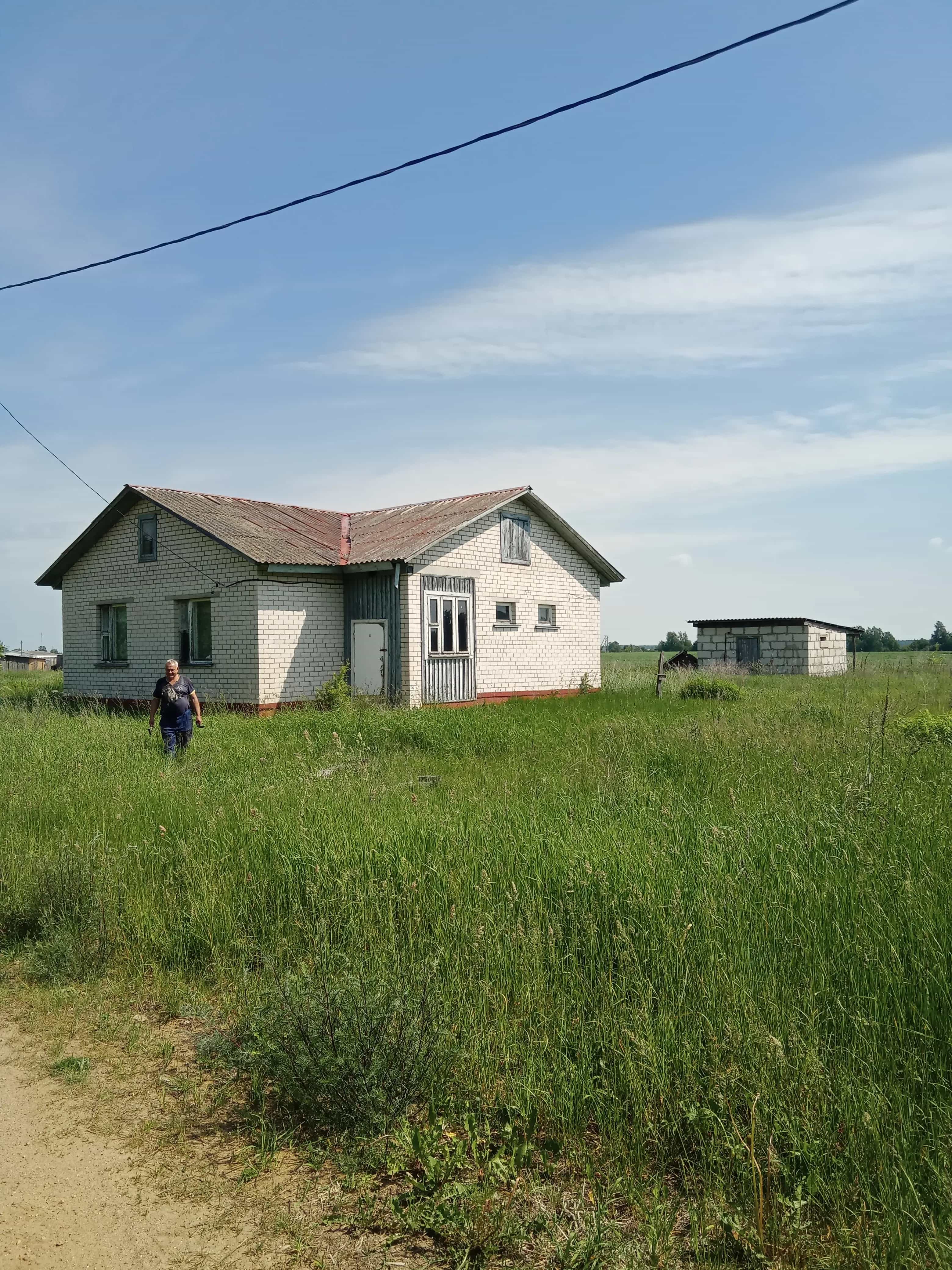 Беларусь, Минская область, Солигорский район, Краснослободский сельсовет, деревня Большой Рожан, Дубницкая улица, 5