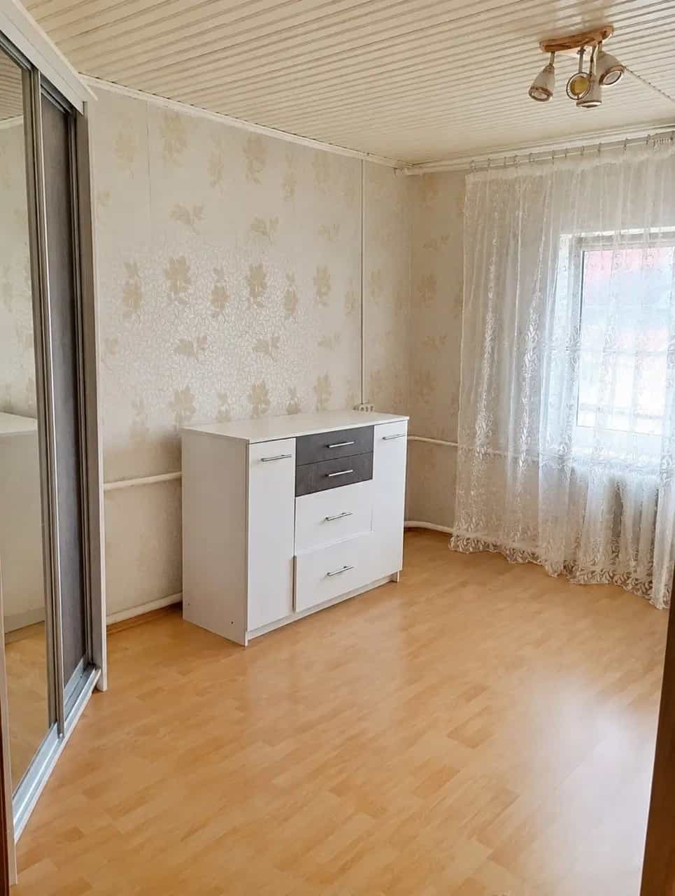 Беларусь, Гродненская область, Лида, улица Ползунова, 25, фото 4