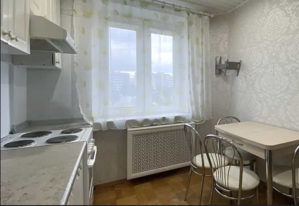 Беларусь, Минск, улица Максима Горецкого, 11