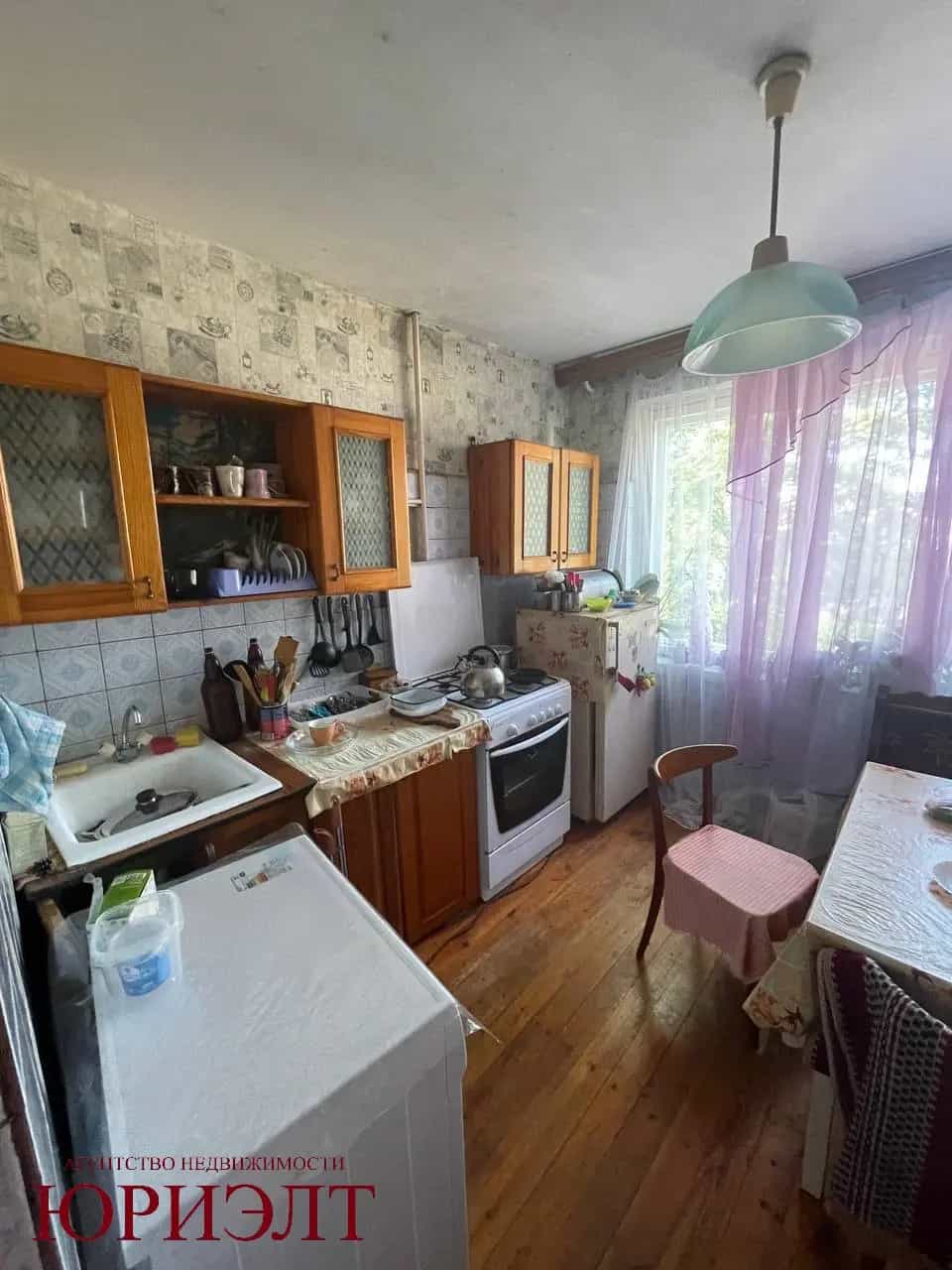 Беларусь, Брестская область, Пинск, Центральная улица, 15, фото 5