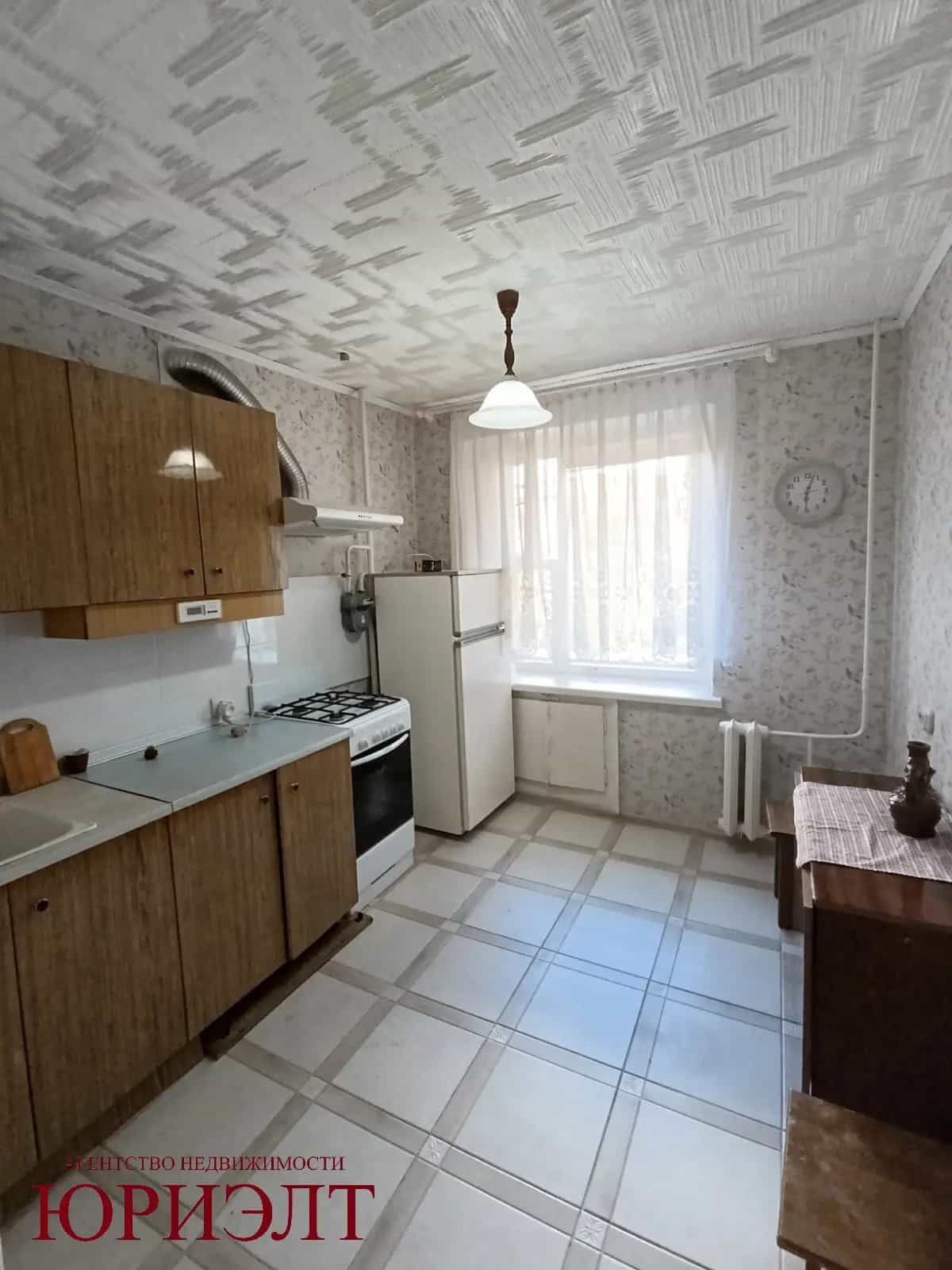 Беларусь, Брестская область, Пинск, улица 60 лет Октября, 34, фото 7