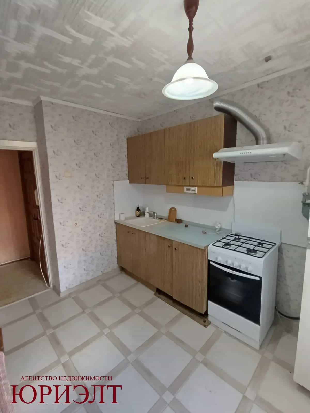 Беларусь, Брестская область, Пинск, улица 60 лет Октября, 34, фото 8