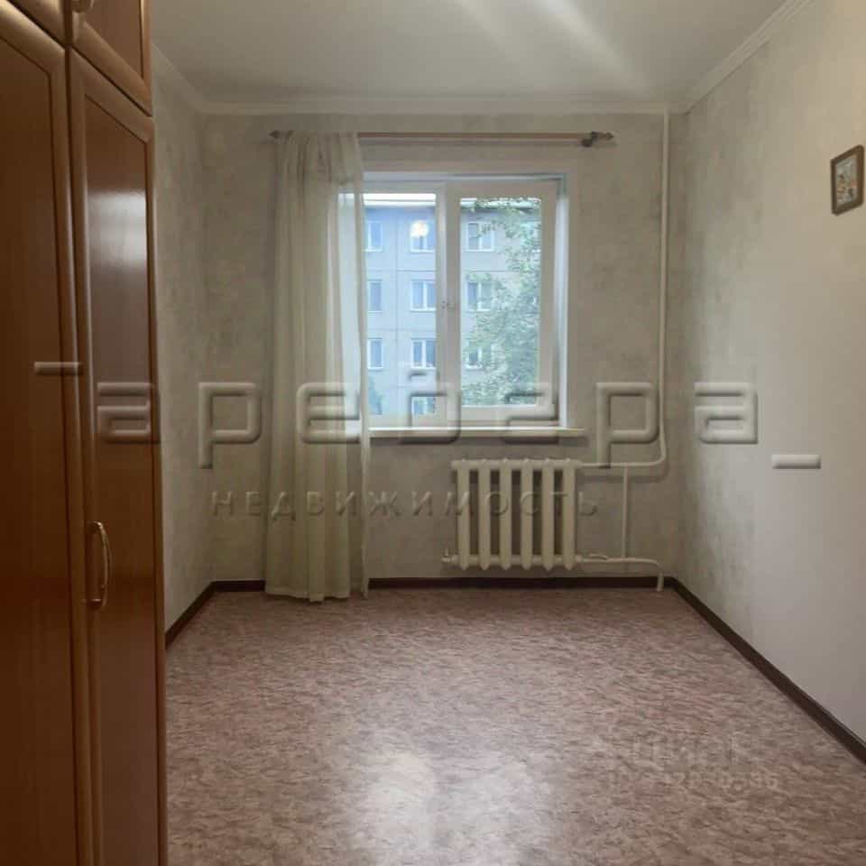 Россия, Красноярск, Спортивная улица, 180