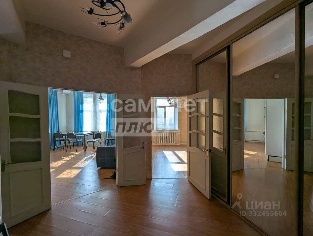 Россия, Иркутск, улица Ленина, 24, фото 15