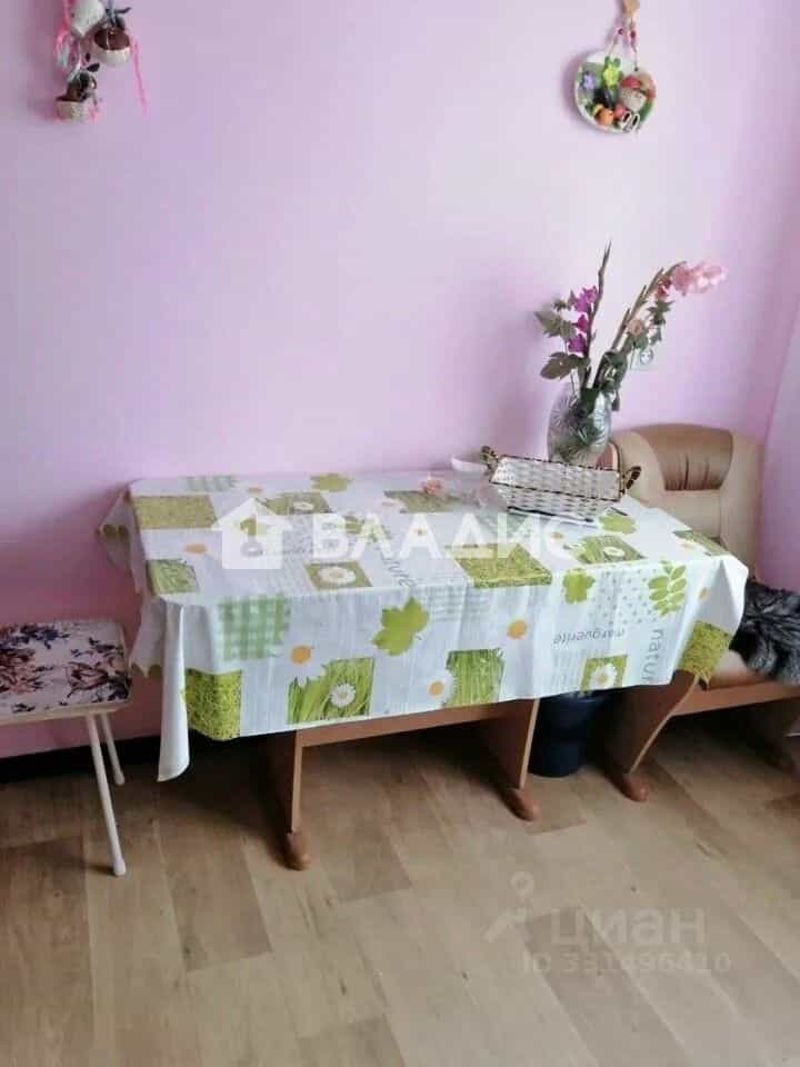 Россия, Республика Бурятия, Улан-Удэ, Тобольская улица, 61, фото 11