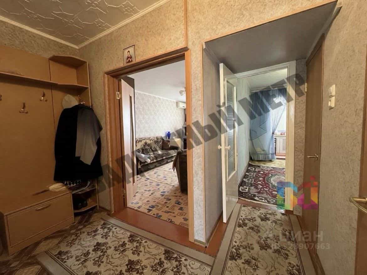 Россия, Республика Калмыкия, Элиста, 2-й микрорайон, 22, фото 8