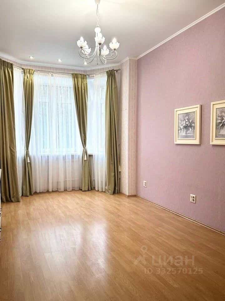 Россия, Челябинская область, Магнитогорск, улица Калинина, 23, фото 4