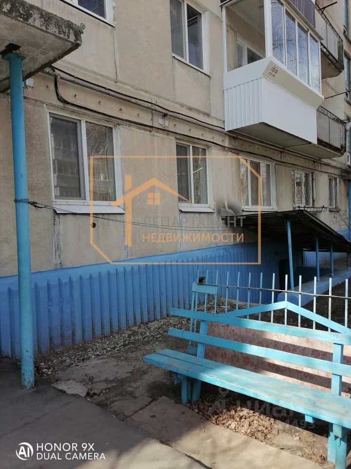 Россия, Ульяновская область, Мелекесский район, Новомайнское городское поселение, рабочий посёлок Новая Майна, улица Микрорайон, 9