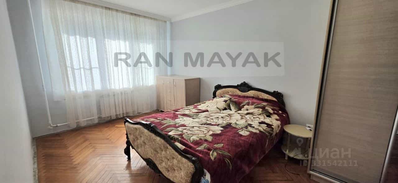 Россия, Республика Адыгея (Адыгея), Майкоп, улица Ленина, 54, фото 9