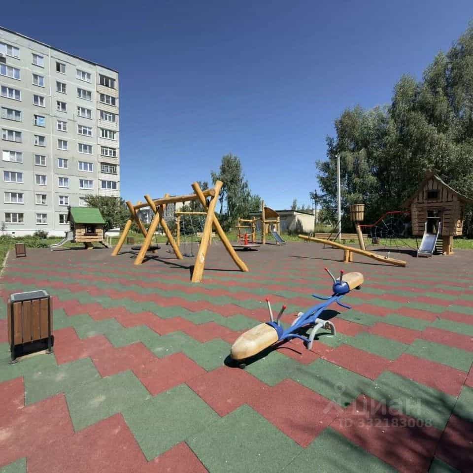 Россия, Калужская область, Сухиничи, Автозаводская улица, 1, фото 14