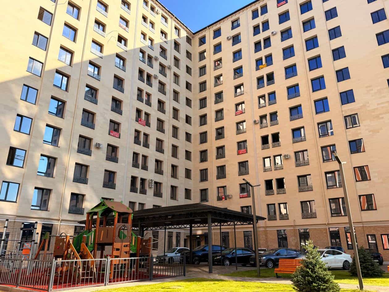 Россия, Кабардино-Балкарская Республика, Нальчик, улица Героя России Т.М. Тамазова, 15, фото 16