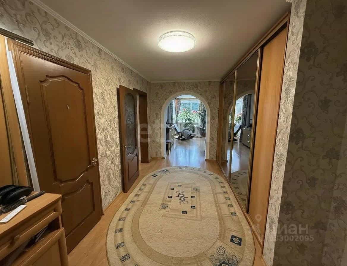 Россия, Белгородская область, Старый Оскол, микрорайон Космос, 3, фото 5