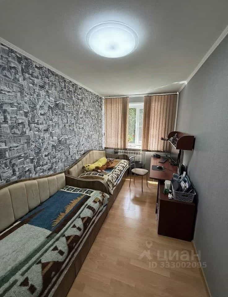 Россия, Белгородская область, Старый Оскол, микрорайон Космос, 3, фото 11