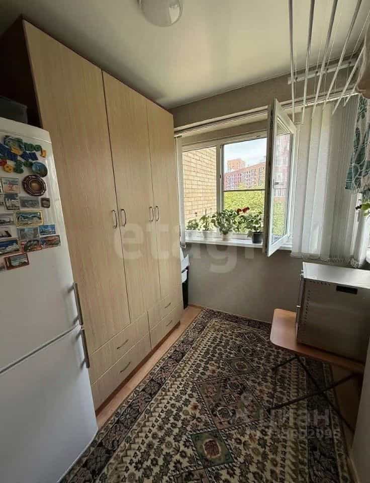Россия, Белгородская область, Старый Оскол, микрорайон Космос, 3, фото 17