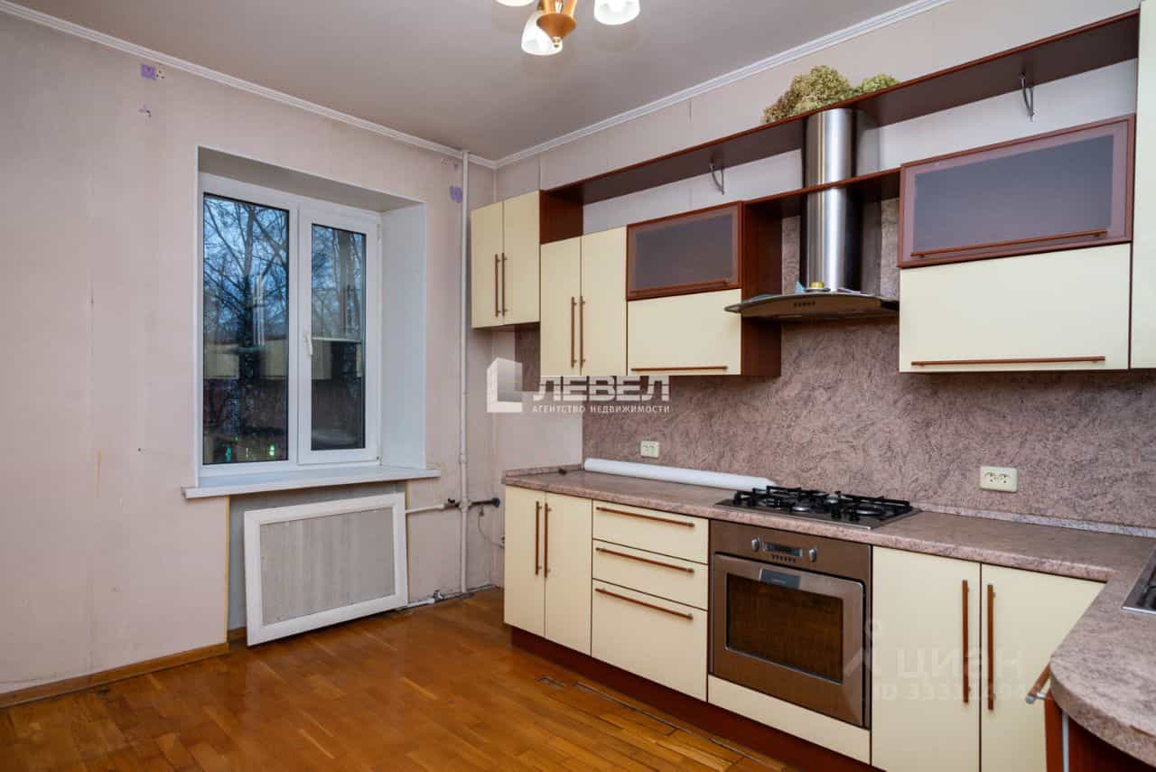 Россия, Московская область, Подольск, микрорайон Климовск, Заводская улица, 9/1, фото 2