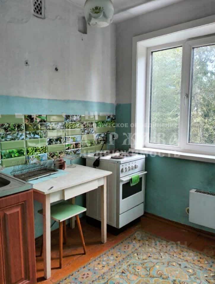 Россия, Кемеровская область — Кузбасс, Междуреченск, улица Юности, 14, фото 11