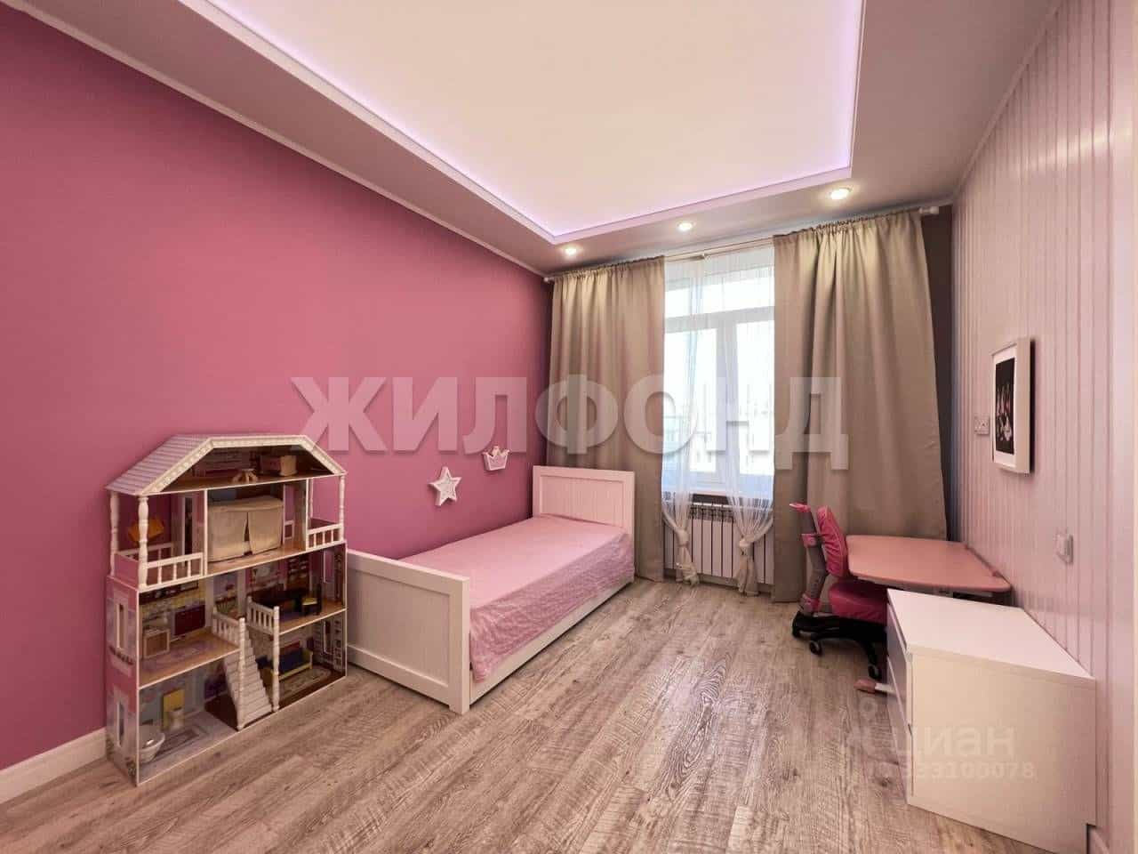 Россия, Новосибирск, улица Дуси Ковальчук, 252/1, фото 17