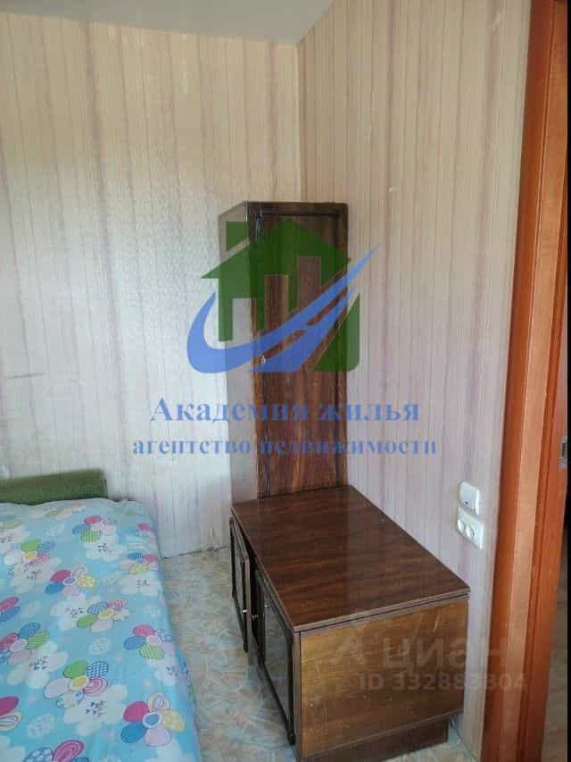 Россия, Оренбургская область, Орск, Краснодонская улица, 5, фото 8
